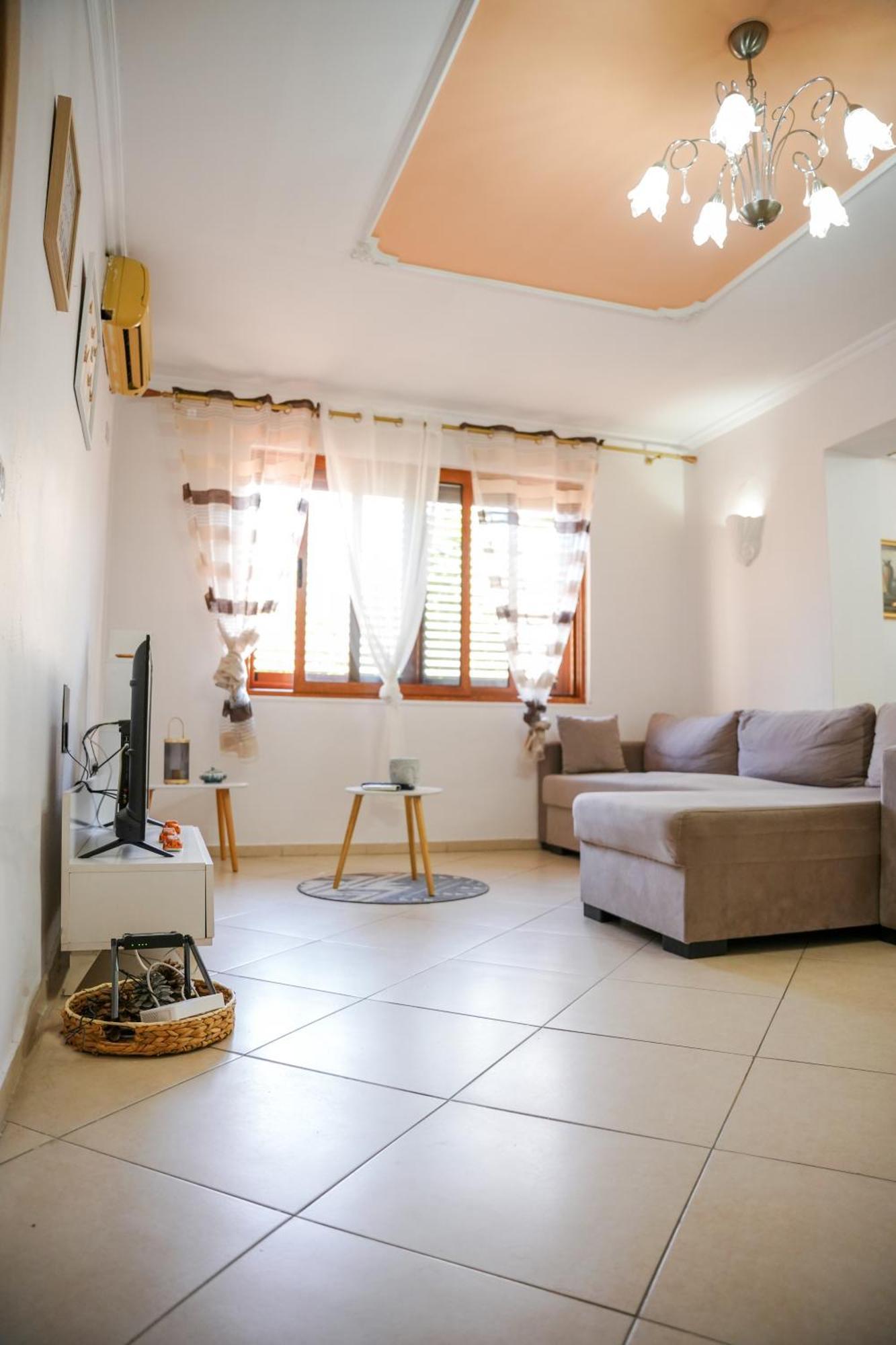 Tirana Centre Lions Gate 1 Apartment Bagian luar foto